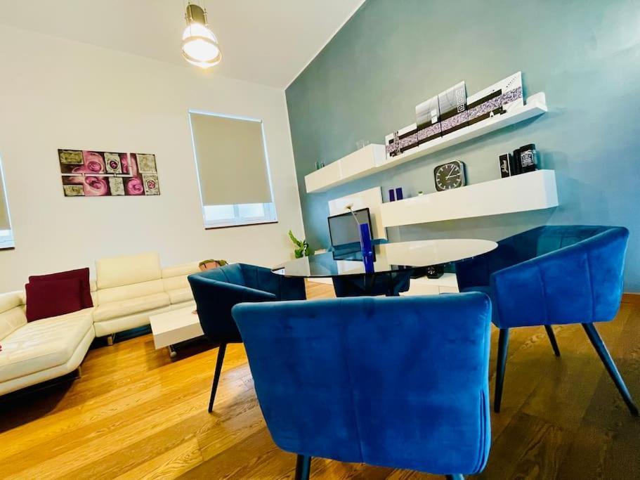 Moderno Loft Alle Porte Di Milano - 115Mq - 3 Posti Cormano Exterior photo