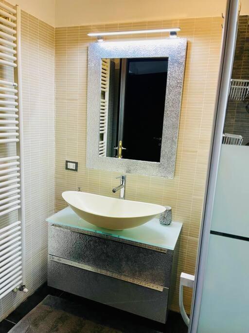 Moderno Loft Alle Porte Di Milano - 115Mq - 3 Posti Cormano Exterior photo