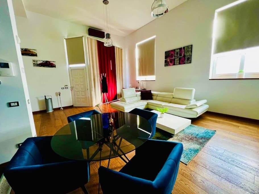 Moderno Loft Alle Porte Di Milano - 115Mq - 3 Posti Cormano Exterior photo